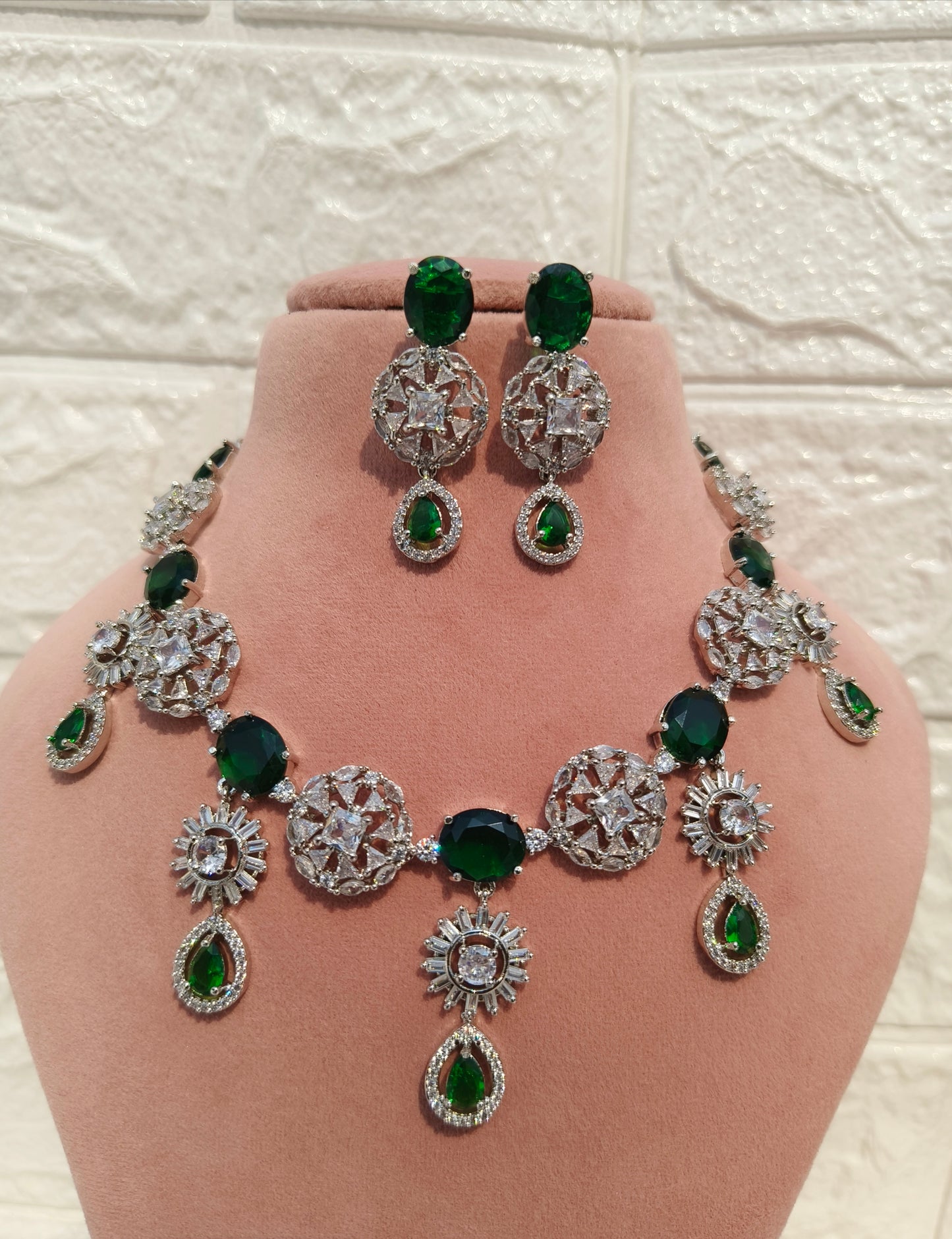 Green Sapphire Zirconia Necklace set