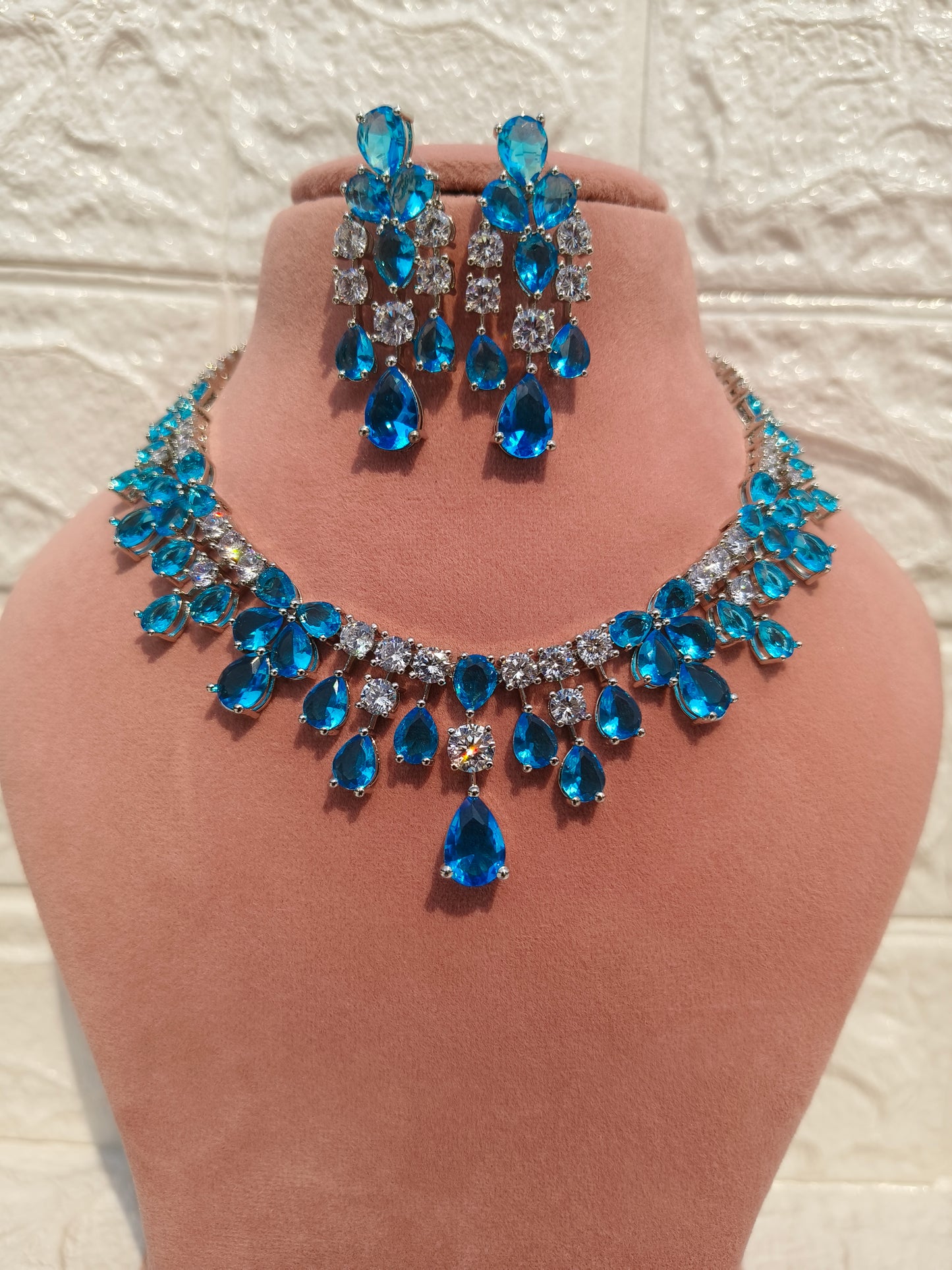 Sparkle Sky BlueZirconia Necklace set