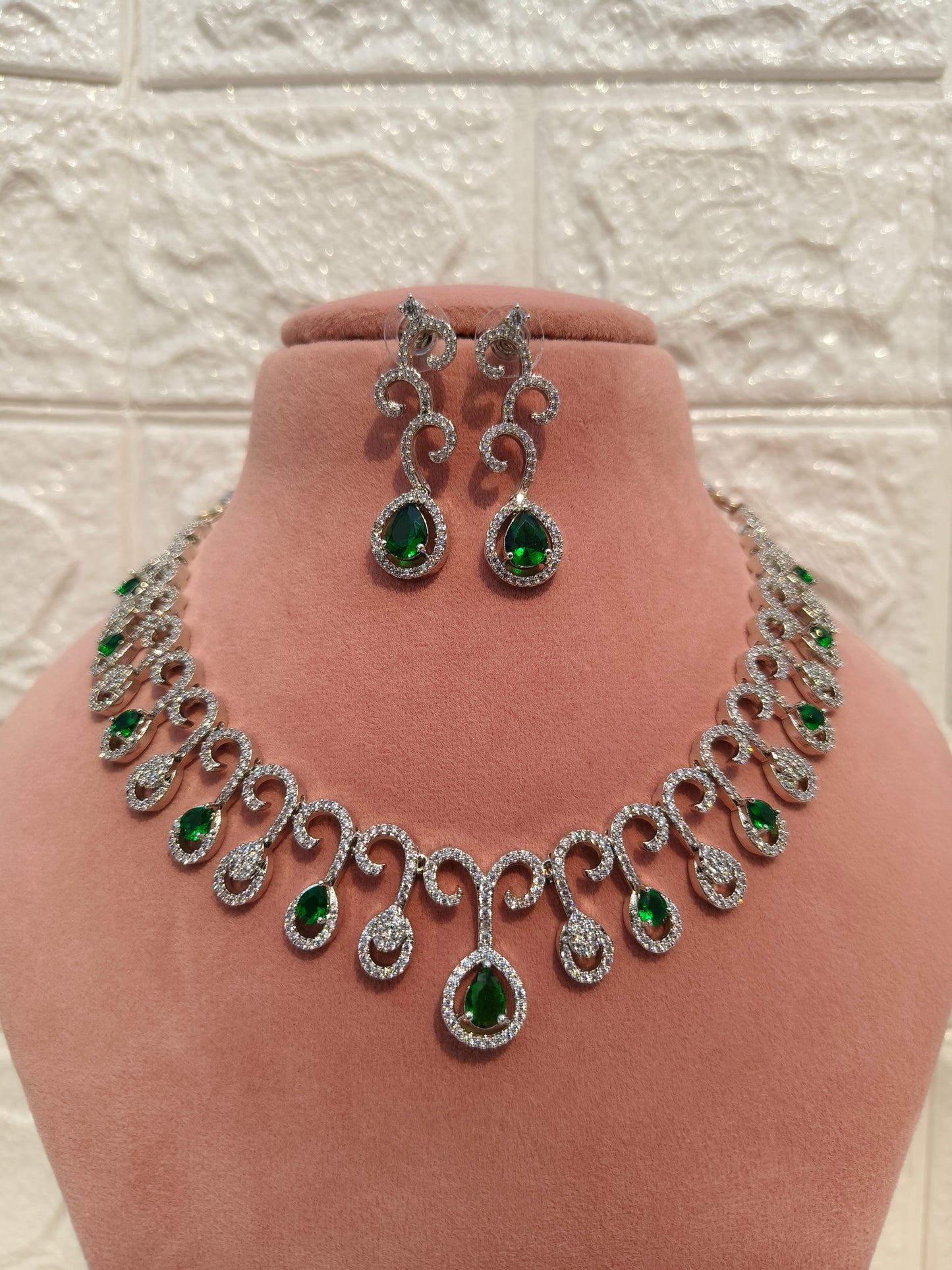 Green Lara zirconia Necklace Set