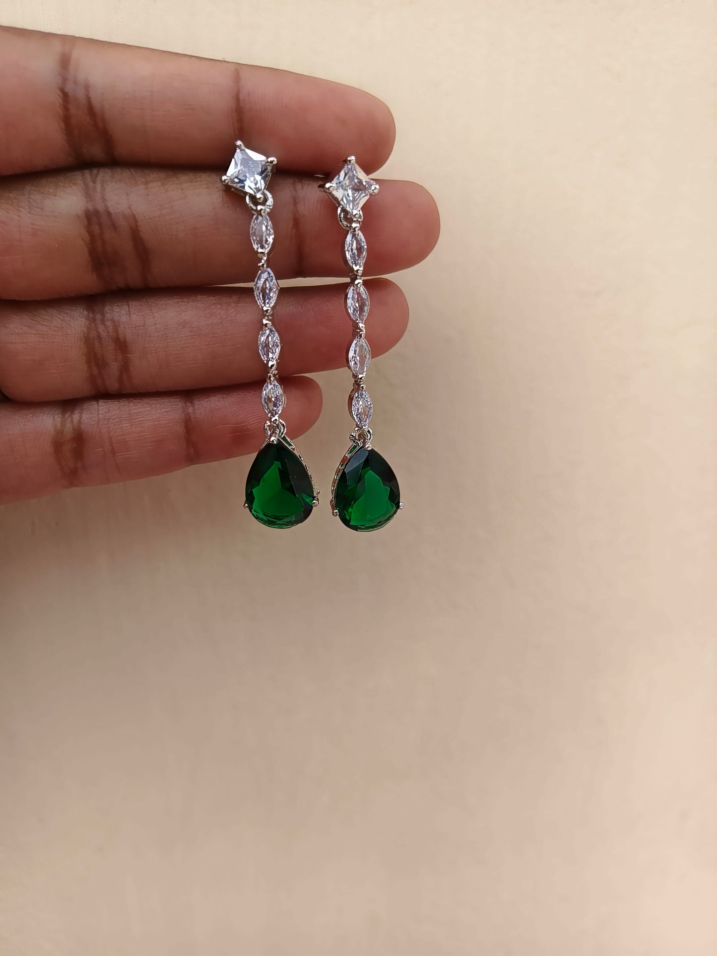 Emerald Sizzle Zirconia Earing