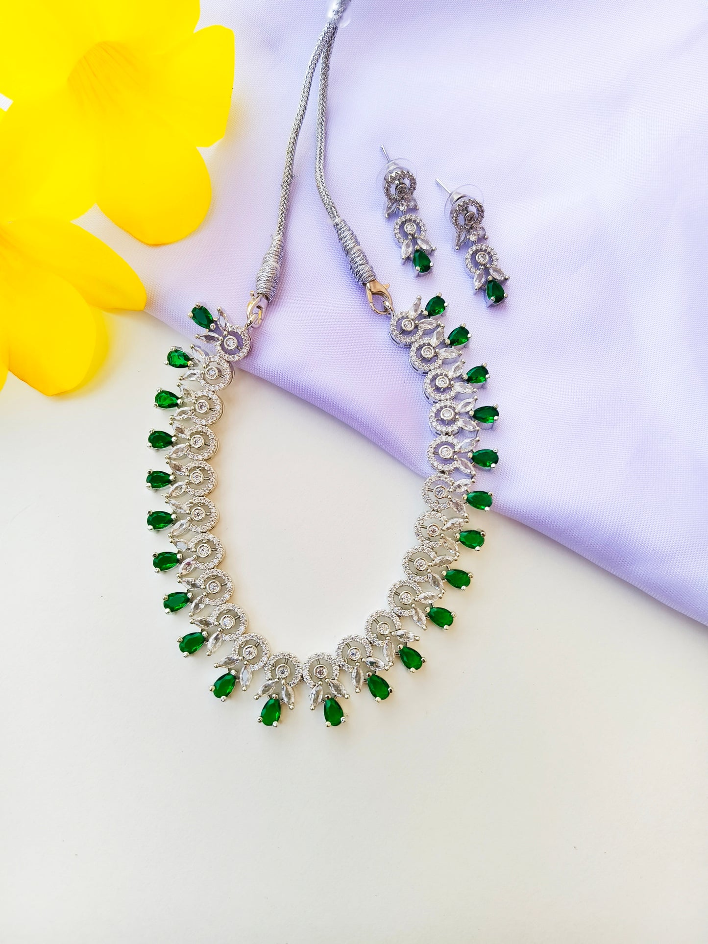 Green Collar Zirconia Necklace Set