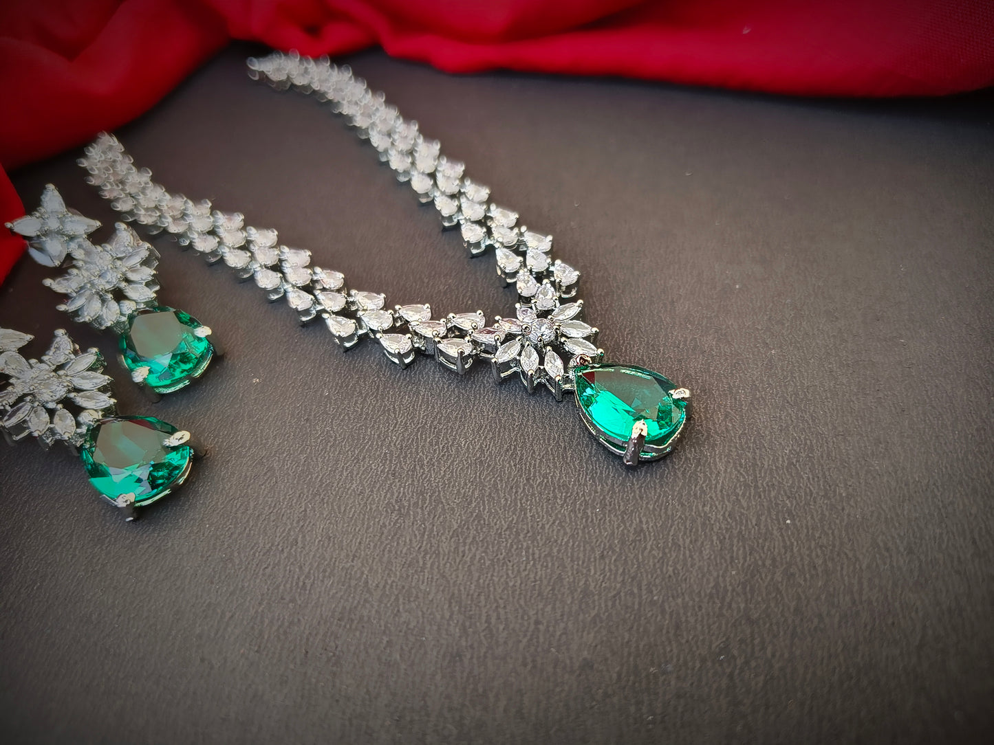 Green Drop Zirconia Necklace set