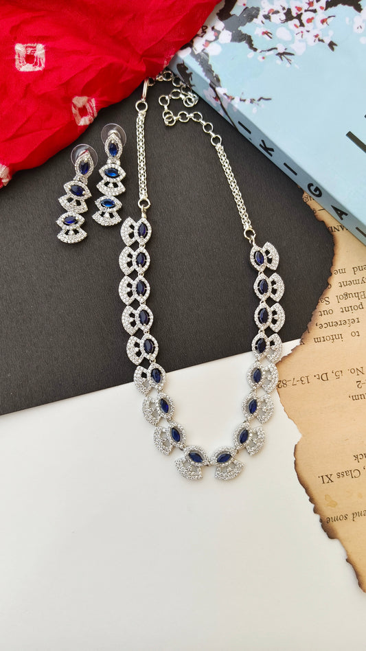 Silver Glitering Blue Zirconia Necklace Set