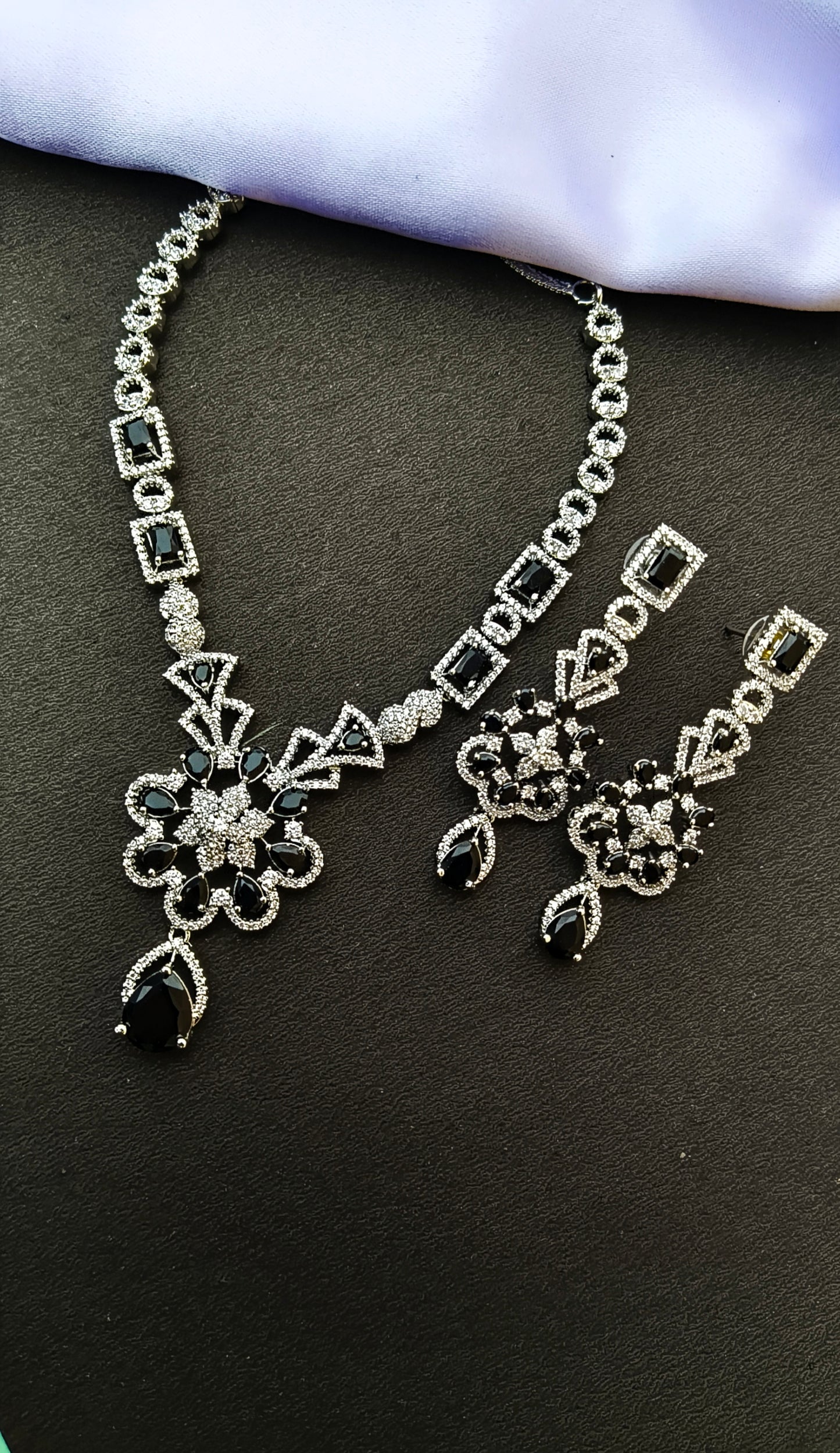 Black Emily Zirconia Necklace set